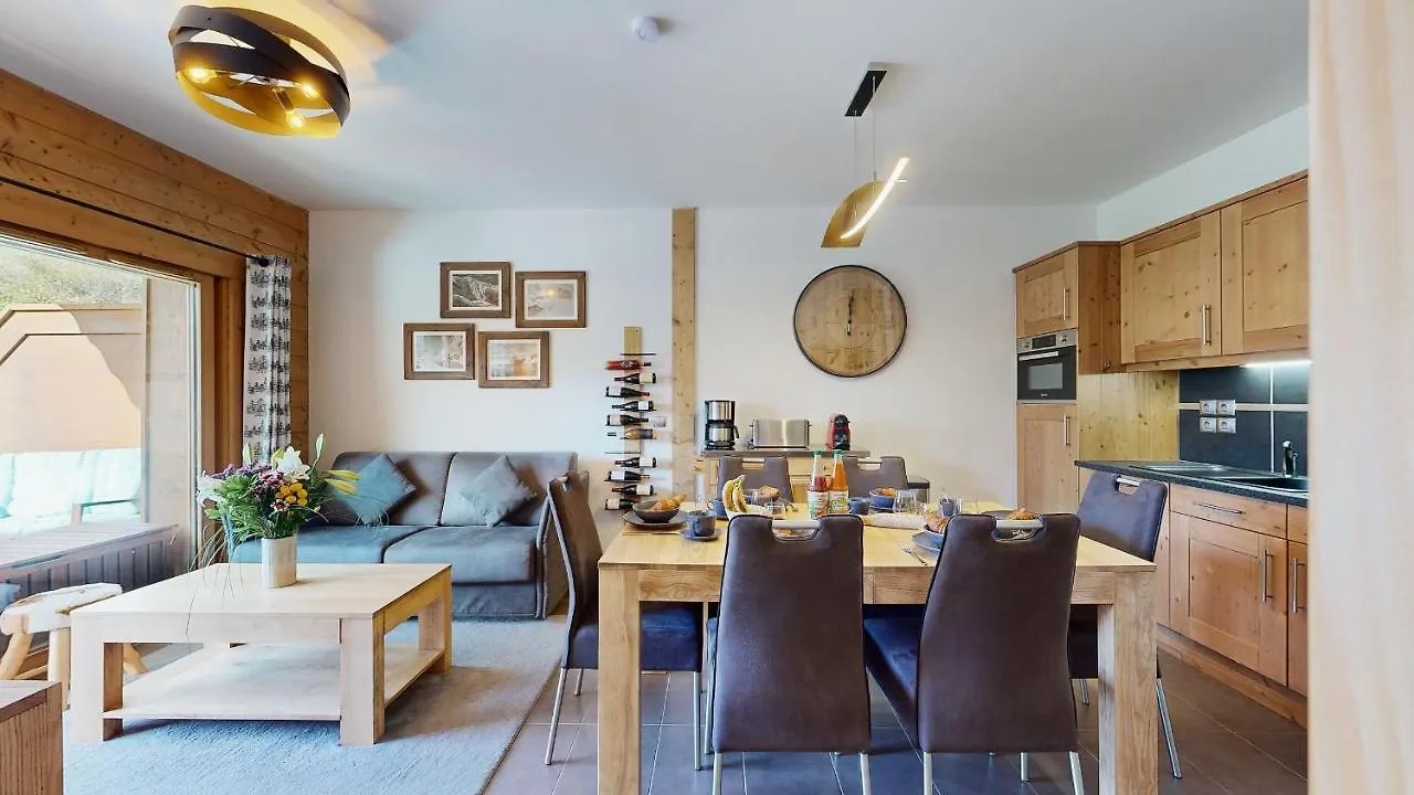 Elegant Logement, Superbe Vue La Plagne 0*,  France