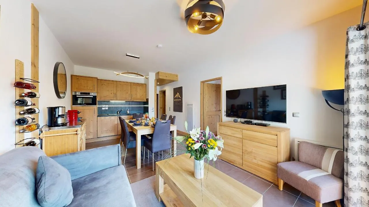 Apartment Elegant Logement, Superbe Vue La Plagne